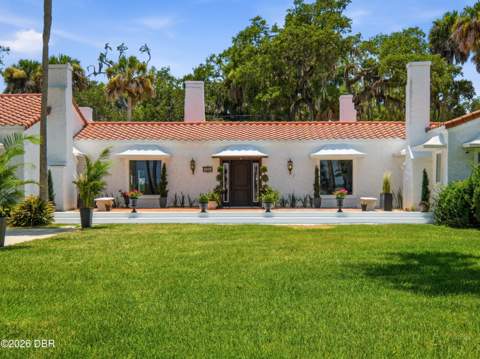 636 N Riverside Drive, New Smyrna Beach FL - photo 6 of 77