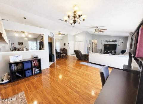 561 Astoria Drive, DeLand FL - photo 8 of 35