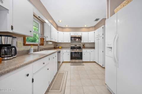 92 Ridge Field Place, Ormond Beach FL - photo 12 of 38
