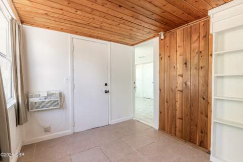 46 Ocean Shore Drive, Ormond Beach FL - photo 14 of 35