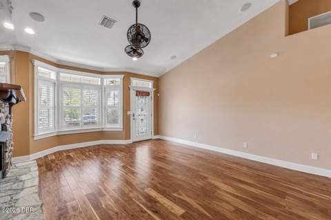521 S Peninsula Avenue, New Smyrna Beach FL - photo 11 of 51