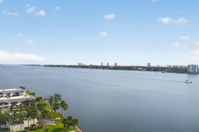 2 bedroom Condominium at 241 Riverside Drive #1204, Marina Grande On The Halifax, Holly Hill — photo 5