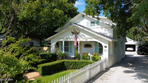 1112 Palmetto Street, New Smyrna Beach FL - photo 8 of 53