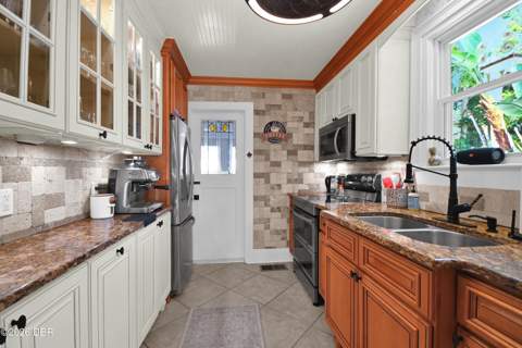 1112 Palmetto Street, New Smyrna Beach FL - photo 24 of 53