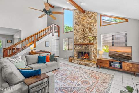 285 Bayridge Court, Ormond Beach FL - photo 8 of 43