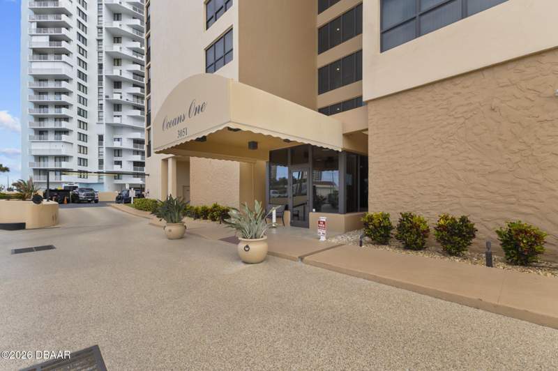 2 bedroom Condominium at 3051 S Atlantic Avenue #1004, Oceans 1 Condo, Daytona Beach Shores — photo 2