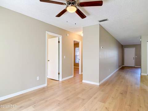 651 W Blue Lake Terrace, DeLand FL - photo 13 of 47