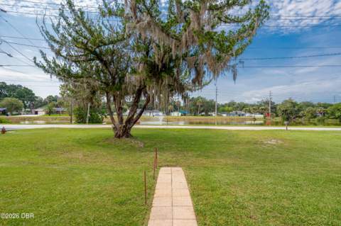 1101 16th Street, Edgewater FL - photo 6 of 32