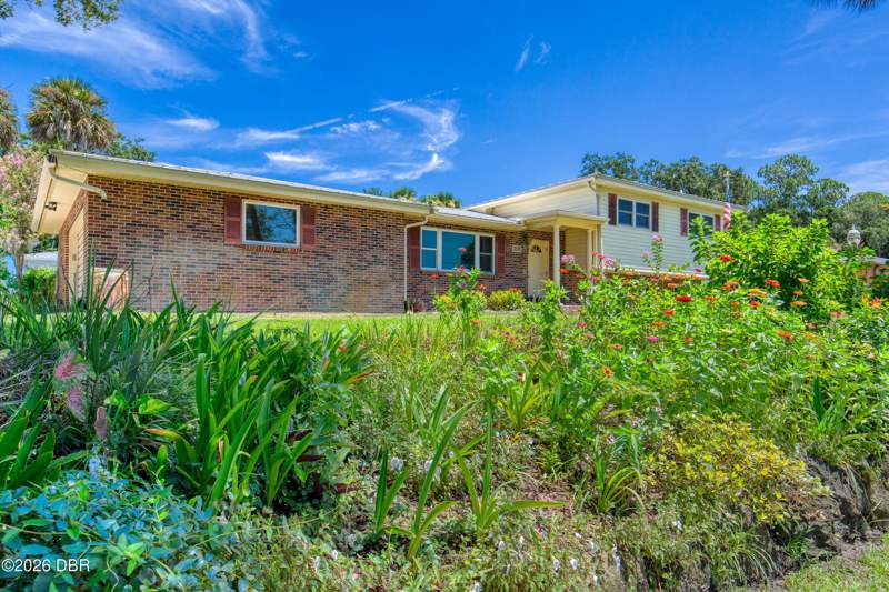 4 bedroom Single Family Residence at 308 Navajo Avenue, Tomoka View, Ormond Beach — photo 3