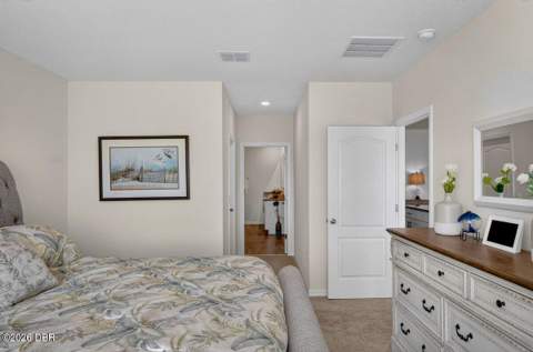 1346 Middle Lake Drive, Ormond Beach FL - photo 15 of 69