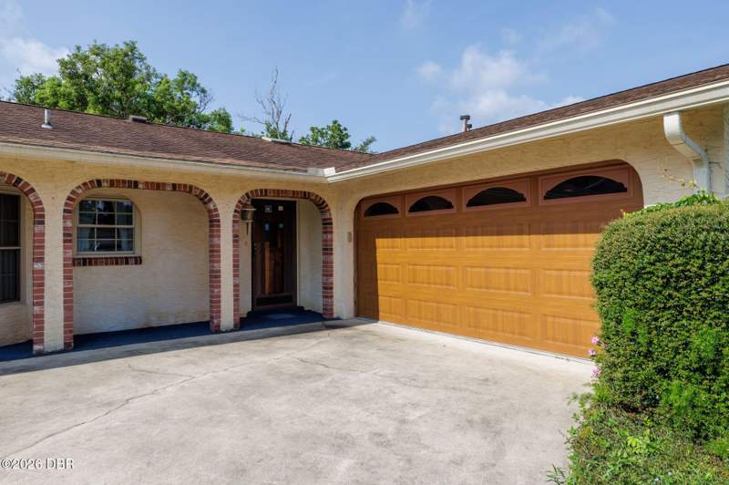 3 bedroom Single Family Residence at 229 Georgetowne Boulevard, Georgetowne, Daytona Beach — photo 3