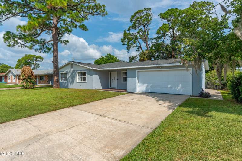 3 bedroom Single Family Residence at 514 Eagle Drive, Not In Subdivision, Holly Hill — photo 3