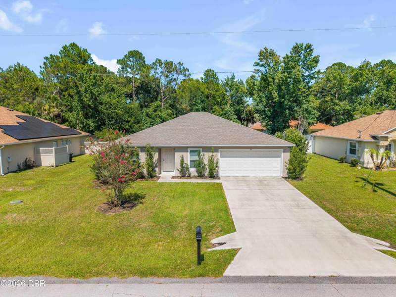 3 bedroom Single Family Residence at 176 Pine Grove Drive, Not In Subdivision, Palm Coast — photo 2