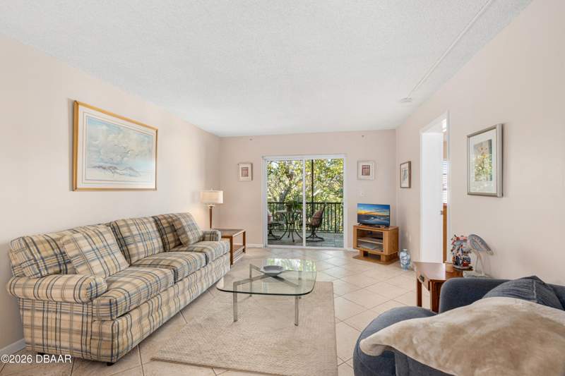 2 bedroom Condominium at 640 N Nova Road #504, Tomoka Oaks Condo North, Ormond Beach — photo 2