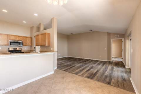 26 Edgely Lane, Palm Coast FL - photo 9 of 46