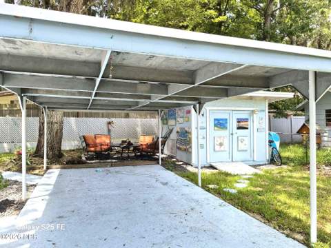 562 Bryant Street, Ormond Beach FL - photo 8 of 41