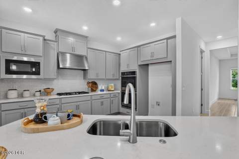 668 Junonia Boulevard, New Smyrna Beach FL - photo 8 of 59