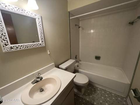3333 S Ridgewood Avenue #23, Port Orange FL - photo 17 of 19