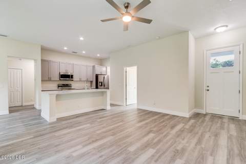 1112 6th Street, Daytona Beach FL - photo 8 of 11