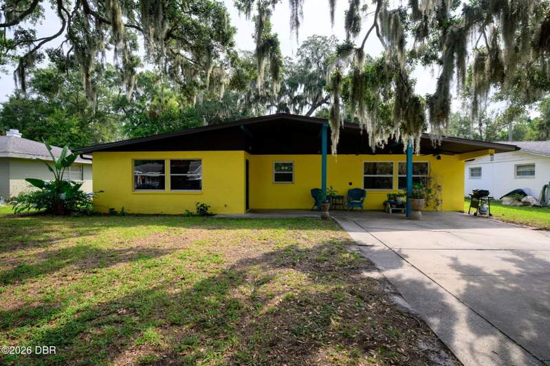 4 bedroom Single Family Residence at 1003 Cherokee Ranch Road, Cherokee Park, Holly Hill — photo 2