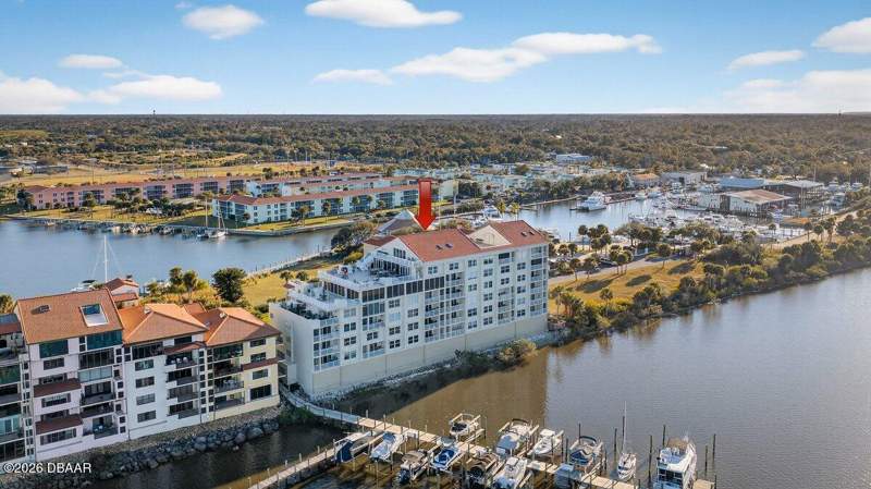 2 bedroom Condominium at 522 Marina Point Drive, Marina Point Condo, Daytona Beach — photo 2