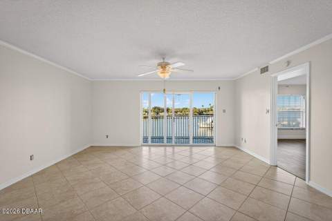 522 Marina Point Drive, Daytona Beach FL - photo 9 of 45