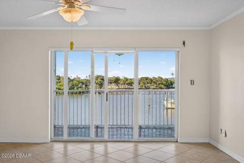 522 Marina Point Drive, Daytona Beach FL - photo 10 of 45