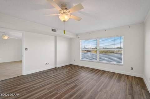 522 Marina Point Drive, Daytona Beach FL - photo 20 of 45