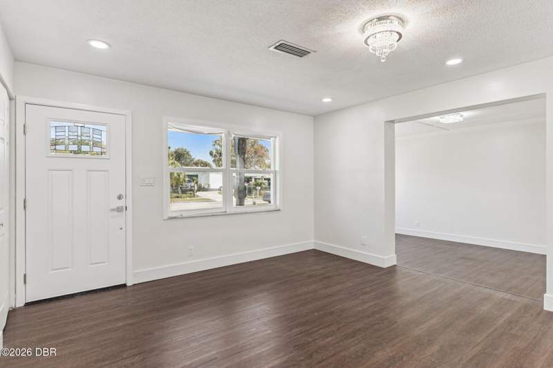 4 bedroom Single Family Residence at 1070 N Libby Court, Cedar Highland, Daytona Beach — photo 3