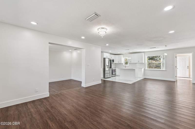 4 bedroom Single Family Residence at 1070 N Libby Court, Cedar Highland, Daytona Beach — photo 5