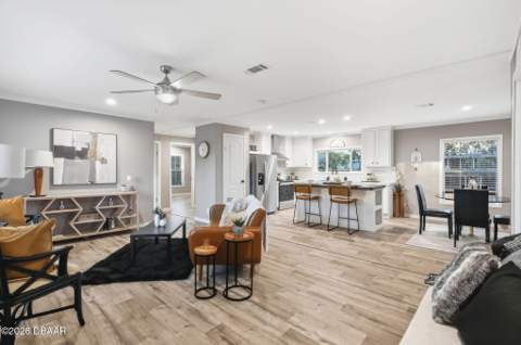 1913 Woodcrest Drive, Ormond Beach FL - photo 14 of 36