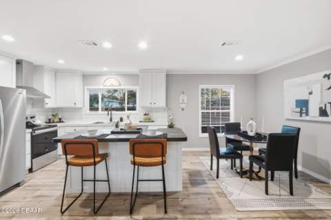 1913 Woodcrest Drive, Ormond Beach FL - photo 17 of 36