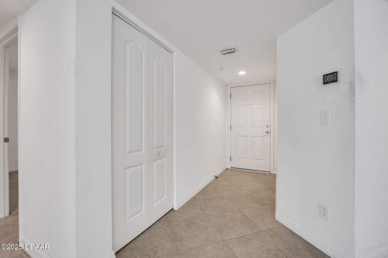 3 bedroom Condominium at 3 Oceans West Boulevard #2D4, Oceans Cloverleaf Condo, Daytona Beach Shores — photo 3
