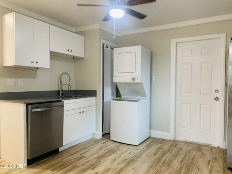 2 bedroom Single Family Residence at 342 N Charles Street, Not In Subdivision, Daytona Beach — photo 5