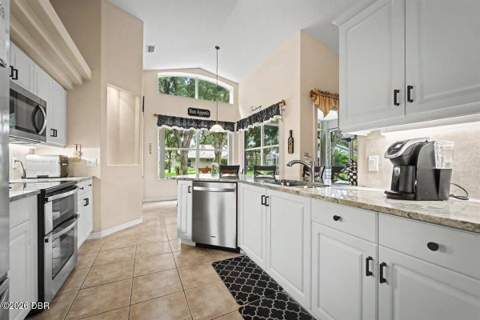 39 Lakebluff Drive, Ormond Beach FL - photo 18 of 50