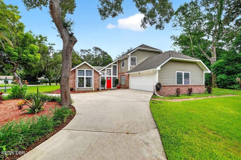 3 bedroom Single Family Residence at 1 Eagle Rock Trail, Trails, Ormond Beach — photo 3