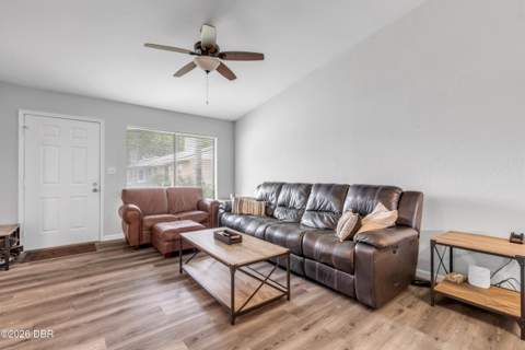 1524 Franklin Circle, Holly Hill FL - photo 7 of 33