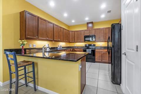 632 Landshark Boulevard, Daytona Beach FL - photo 9 of 45