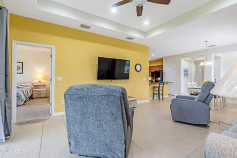 632 Landshark Boulevard, Daytona Beach FL - photo 16 of 45