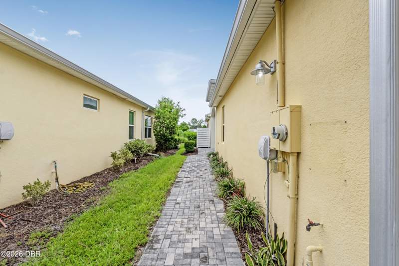 2 bedroom Single Family Residence at 632 Landshark Boulevard, Latitude, Daytona Beach — photo 4