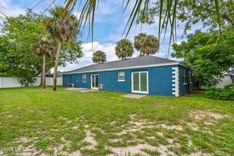 882 W Coquina Drive, Daytona Beach FL - photo 11 of 25