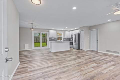 882 W Coquina Drive, Daytona Beach FL - photo 8 of 25
