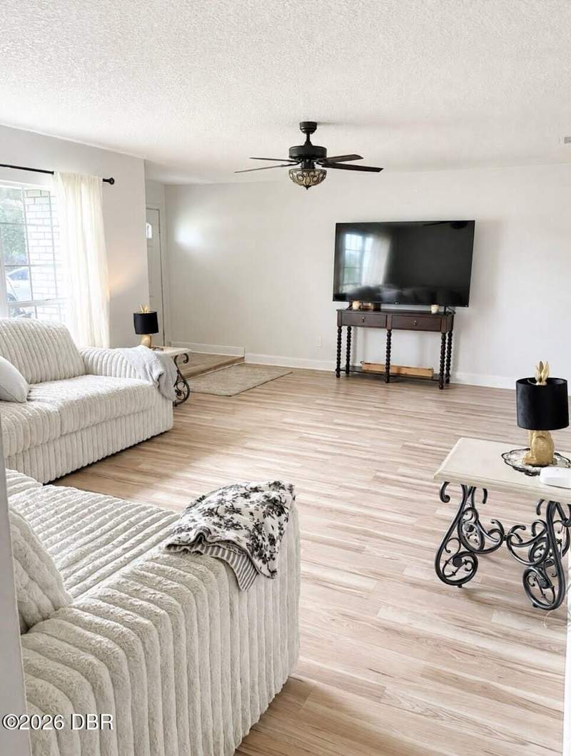 3 bedroom Single Family Residence at 94 Glass Court, Port Orange, Port Orange — photo 5