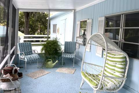 562 Bryant Street, Ormond Beach FL - photo 6 of 41