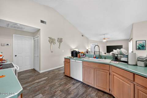 15 Spanish Waters Drive, Ormond Beach FL - photo 9 of 46