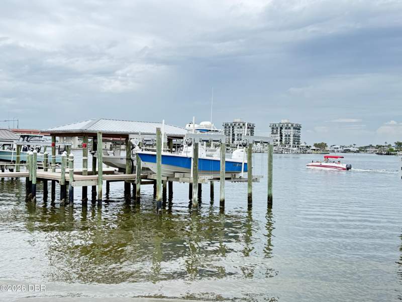 4 bedroom Single Family Residence at 101 Due East Street, Walker Grant, New Smyrna Beach — photo 4