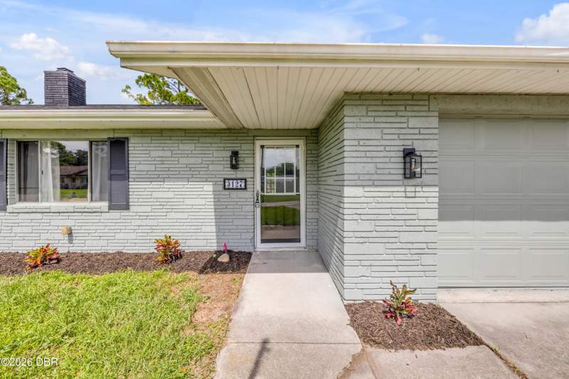 3 bedroom Single Family Residence at 3127 Vista Palm Drive, Florida Shores, Edgewater — photo 4