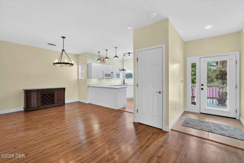 2 bedroom Condominium at 31 Magnolia Drive, Plantation Point, A Condo, Ormond Beach — photo 4