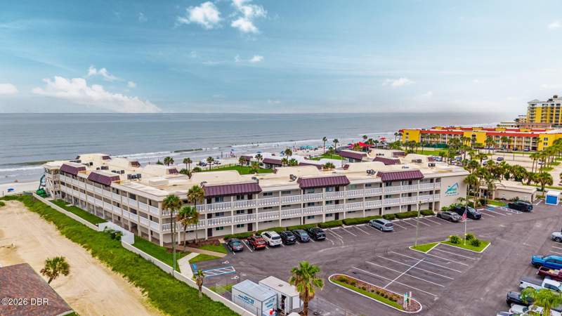 1 bedroom Condominium at 3663 S Atlantic Avenue #33B, Chateau By The Sea, New Smyrna Beach — photo 3