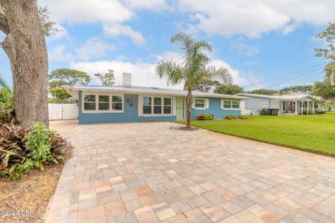808 E 16th Avenue, New Smyrna Beach FL - photo 7 of 51